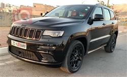 جیپ گراند شیرۆکی